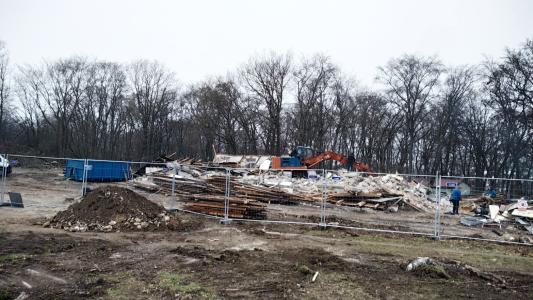 Demolice staré provozní budovy