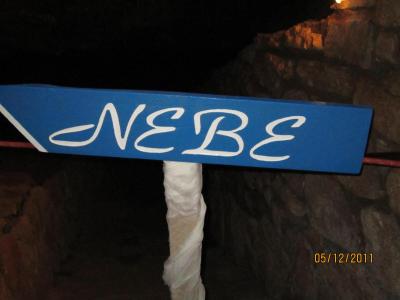 Čerti a andělé v Koněpruských jeskyních, prosinec 2009